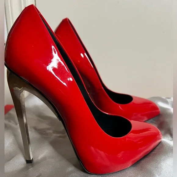 Candy apple red heels shop